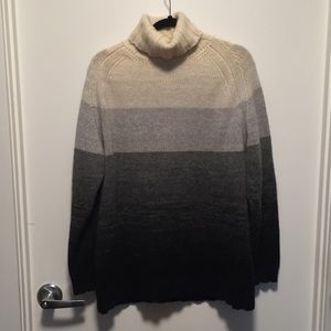 Bloomingdales Cashmere Blend Sweater